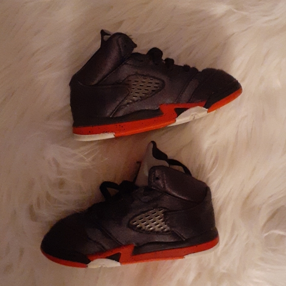 Toddler Sneakers - Picture 2 of 5